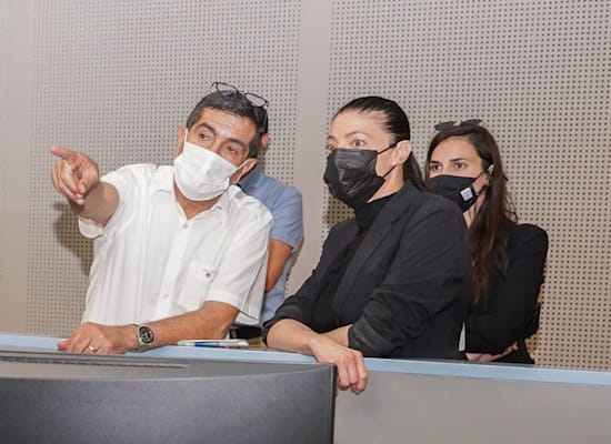 מנכ''ל נתיבי ישראל נסים פרץ ושרת התחבורה מרב מיכאלי / צילום: נתיבי ישראל מנכ''ל נתיבי ישראל נסים פרץ ושרת התחבורה מרב מיכאלי / צילום: נתיבי ישראל