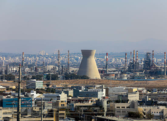 בית הזיקוק של בזן בחיפה / צילום: שלומי יוסף