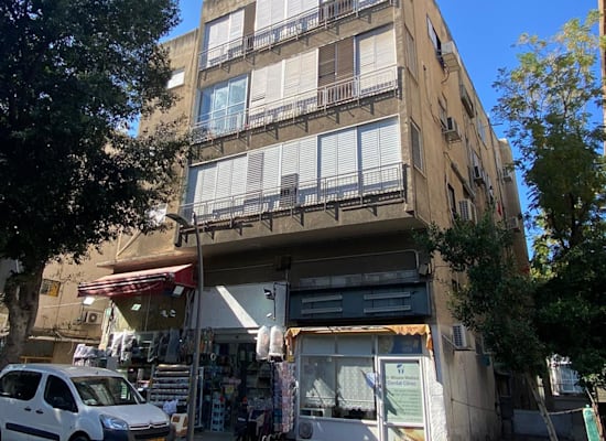 הדירה ברחוב הרצל ברמת גן / צילום: צח בן בסת הדירה ברחוב הרצל ברמת גן / צילום: צח בן בסת
