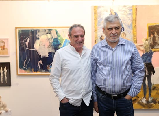 דב קוטלר, מנכ''ל בנק הפועלים וראובן קרופיק, יו''ר בנק הפועלים, בתערוכת אמנות ישראלית 2021 / צילום: אביב גוטליב דב קוטלר, מנכ''ל בנק הפועלים וראובן קרופיק, יו''ר בנק הפועלים, בתערוכת אמנות ישראלית 2021 / צילום: אביב גוטליב
