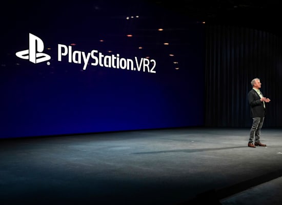 ג'ים ריאן, מנכ''ל Sony Interactive Entertainment במסיבת העיתונאים של Sony בתערוכת CES / צילום: Associated Press, Joe Buglewicz