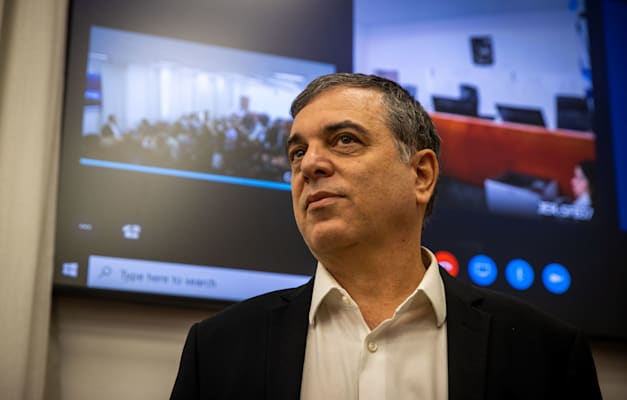 שלמה פילבר מביא עדות בבית המשפט במשפט נתניהו / צילום: אורן בן חקון שלמה פילבר מביא עדות בבית המשפט במשפט נתניהו / צילום: אורן בן חקון