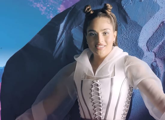 נועה קירל בקמפיין של פלאפון / צילום: מתוך יוטיוב נועה קירל בקמפיין של פלאפון / צילום: מתוך יוטיוב