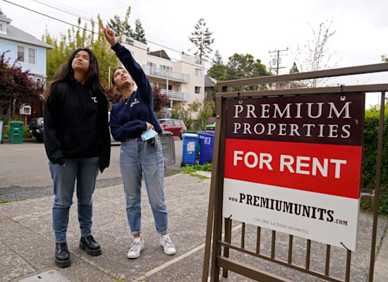 דירות להשכרה בקליפורניה, אפריל / צילום: Associated Press, Eric Risberg דירות להשכרה בקליפורניה, אפריל / צילום: Associated Press, Eric Risberg
