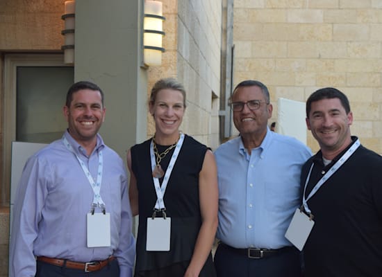משה ליאון, קייטלין ברום, אהרן צוקר, עו״ד דניאל דמבוריץ / צילום: שרה סילבר, מאסצ'אלנג' ישראל משה ליאון, קייטלין ברום, אהרן צוקר, עו״ד דניאל דמבוריץ / צילום: שרה סילבר, מאסצ'אלנג' ישראל