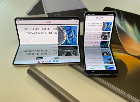 שני המכשירים כוללים בתוכם את המעבד החדש של קוואלקום / צילום: נבו טרבלסי שני המכשירים כוללים בתוכם את המעבד החדש של קוואלקום / צילום: נבו טרבלסי