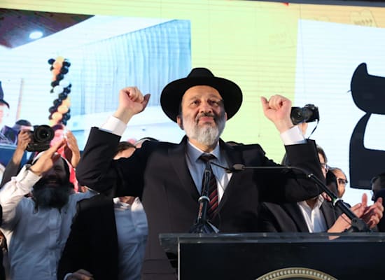 אריה דרעי, במטה ש''ס אמש. המנצח הגדול בבחירות? / צילום: יעקב כהן אריה דרעי, במטה ש''ס אמש. המנצח הגדול בבחירות? / צילום: יעקב כהן