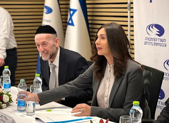 שרת התחבורה מירי רגב בטקס כניסתה לתפקיד / צילום: נתן וייל לע''מ שרת התחבורה מירי רגב בטקס כניסתה לתפקיד / צילום: נתן וייל לע''מ