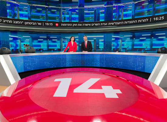 אולפון חדשות 14 / צילום: Studio Thomas אולפון חדשות 14 / צילום: Studio Thomas