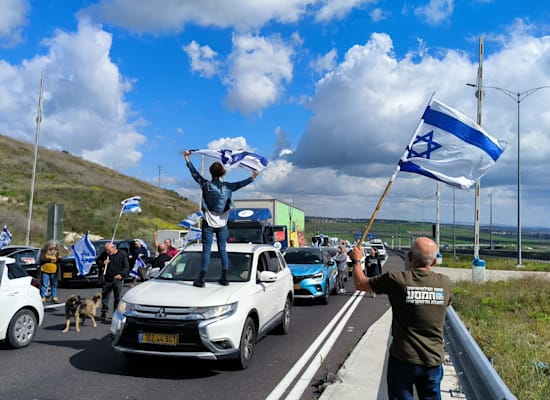 מנהרות יקנעם כביש 6 חסומות בשל יום המחאה נגד המהפכה המשפטית / צילום: תמונה פרטית