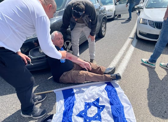 מפגין שנדרס ליד נתב''ג / צילום: תמונה פרטית מפגין שנדרס ליד נתב''ג / צילום: תמונה פרטית