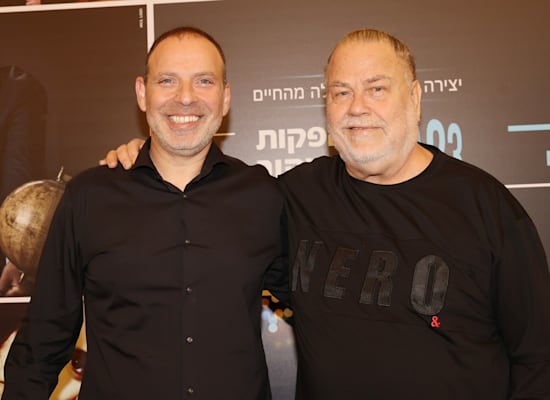 אילן סיגל, מנכ''ל yes ויהודה פוליקר / צילום: רפי דלויה