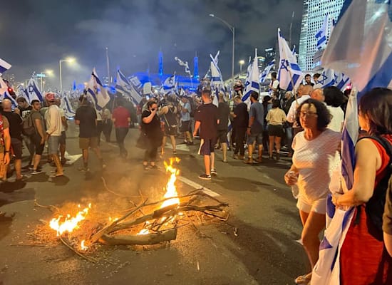 אש בנתיבי איילון, הערב / צילום: תמונה פרטית