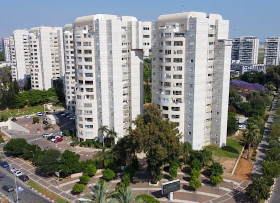 רחוב צפריר 13 בשכונת נווה רבין, אור יהודה / צילום: ליאל פליישמן רחוב צפריר 13 בשכונת נווה רבין, אור יהודה / צילום: ליאל פליישמן