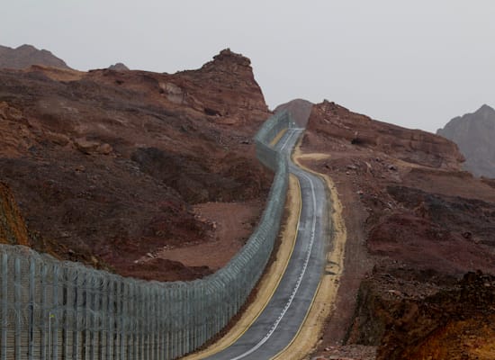 גבול מצרים 242 ק''מ 1.6 מיליארד שקל / צילום: Associated Press, Ariel Schalit
