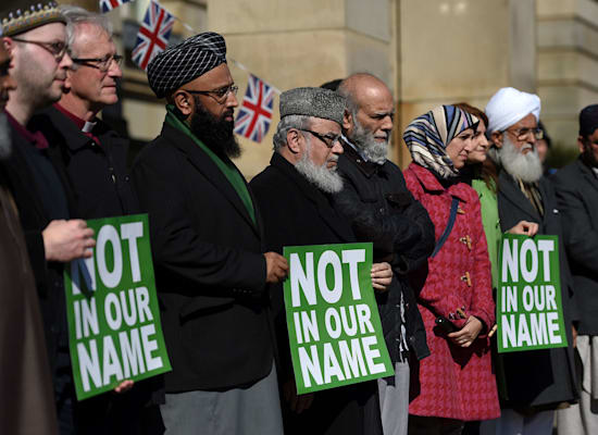 עצרת משותפת של מנהיגי דתות שונים בבירמינגהם, אנגליה / צילום: Reuters, Joe Giddens