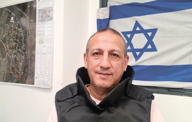 דוד אזולאי, ראש מועצת מטולה. ''אני גם קצין נפגעים'' / צילום: פרטי דוד אזולאי, ראש מועצת מטולה. ''אני גם קצין נפגעים'' / צילום: פרטי