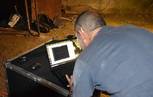 בן חמו עוקב אחרי חלקיקי המואונים / צילום: באדיבות פרופ' יאן בן חמו
