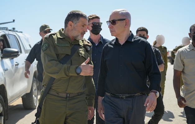 ראש הממשלה נתניהו עם האלוף דוד זיני / צילום: מעיין טואף / לע״מ