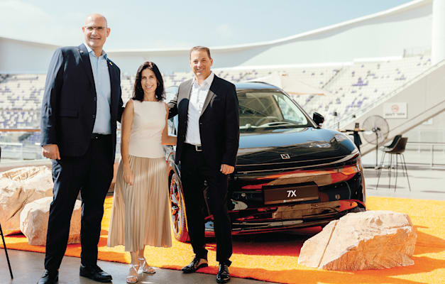 יבואנית מותג הרכב הסיני Zeekr, השיקה את ה-SUV החדש במתחם ה-VIP של אצטדיון בלומפילד / צילום: אקליפס מדיה יבואנית מותג הרכב הסיני Zeekr, השיקה את ה-SUV החדש במתחם ה-VIP של אצטדיון בלומפילד / צילום: אקליפס מדיה