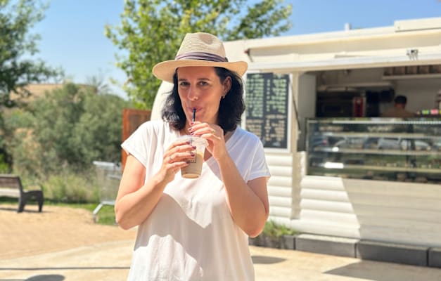מיכל ספיר מייסדת coffee trail / צילום: ירדן כחול