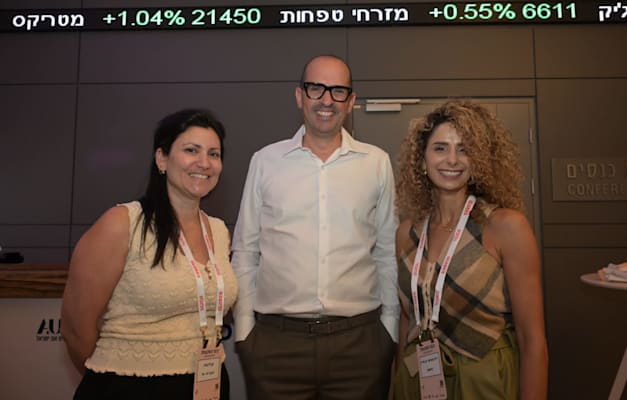 מימין: לירן אבישר בן חורין, נבות בר, חן ליבנה / צילום: תמר מצפי מימין: לירן אבישר בן חורין, נבות בר, חן ליבנה / צילום: תמר מצפי