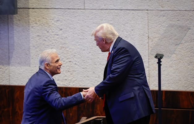 נשיא ארה''ב עם יו''ר האופוזיציה יאיר לפיד בכנסת / צילום: דוברות הכנסת - נועם מושקוביץ