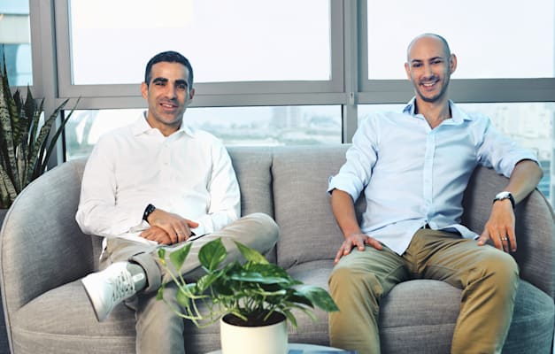 ד''ר נדב שמעוני וד''ר סאם קרונין / צילום: שלו אריאל ד''ר נדב שמעוני וד''ר סאם קרונין / צילום: שלו אריאל