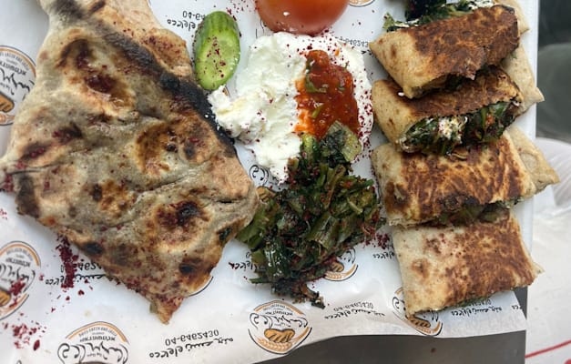 מטעמים במאפיית אלמשהדאוי בנצרת / צילום: עופר קליין מטעמים במאפיית אלמשהדאוי בנצרת / צילום: עופר קליין