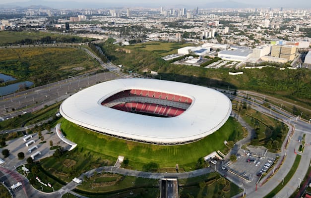 אצטדיון אקרון בגוודלחרה, מקסיקו. במצטבר הנבחרות יעברו 8,315 ק''מ בין המשחקים / צילום: ap, Eduardo Verdugo