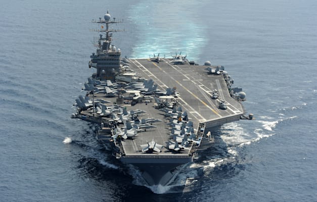 נושאת המטוסים האמריקאית לינקולן / צילום: Reuters, ABACA נושאת המטוסים האמריקאית לינקולן / צילום: Reuters, ABACA