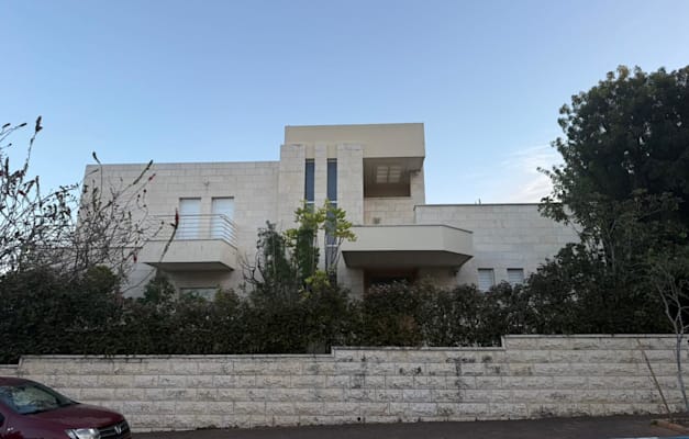 הבית בשכונת נווה עמית ברחובות / צילום: אבי פנחס