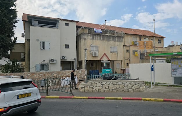 הבניין ברחוב ויצמן בצפת / צילום: ציפי בורשטיין הבניין ברחוב ויצמן בצפת / צילום: ציפי בורשטיין