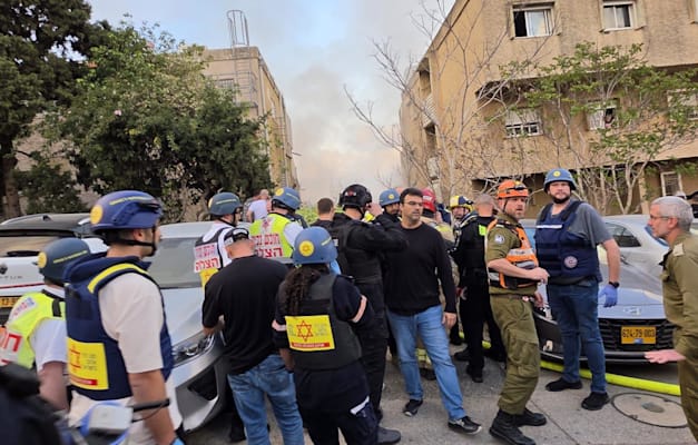 זירת הנפילה בחיפה / צילום: מד''א