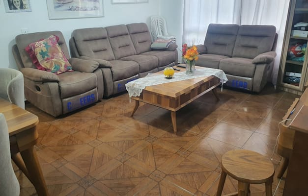 הדירה שבשכונת עין שרה בדרום נהריה / צילום: אנה מירקין הדירה שבשכונת עין שרה בדרום נהריה / צילום: אנה מירקין