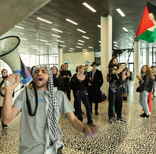 הפגנה פרו־פלסטינית באוניברסיטת גנט בבלגיה, בשבוע שעבר / צילום: Reuters, JAMES ARTHUR GEKIERE