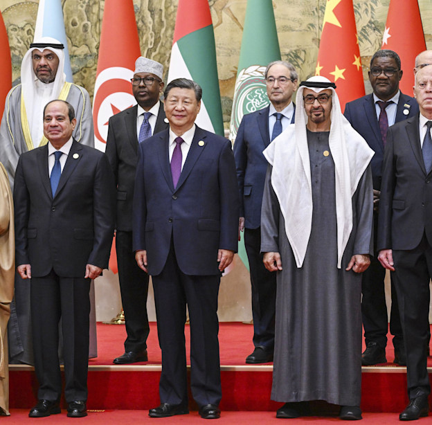 נשיא סין, שי ג'ינפינג, ומנהיגי מדינות ערביות בבייג'ינג / צילום: Reuters, Kyodo