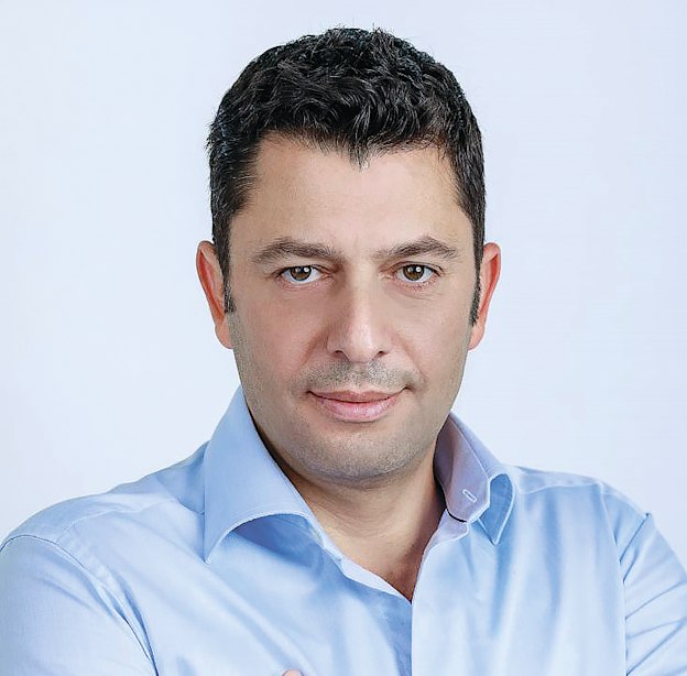 זיו יעקובי מנכ''ל ומבעלי אקרו נדלן / צילום: אלכס פרגמנט זיו יעקובי מנכ''ל ומבעלי אקרו נדלן / צילום: אלכס פרגמנט