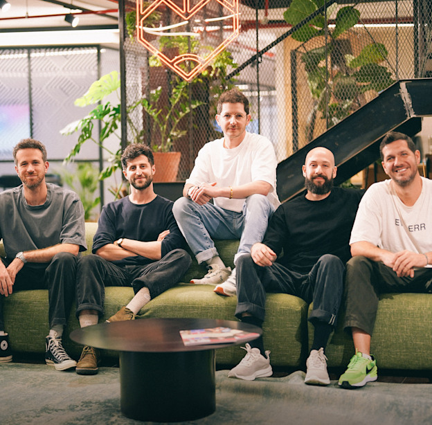 המייסדים: יונתן פסס, נדב שץ, יהלי סער, תום להט וגל שלזינגר / צילום: MNG