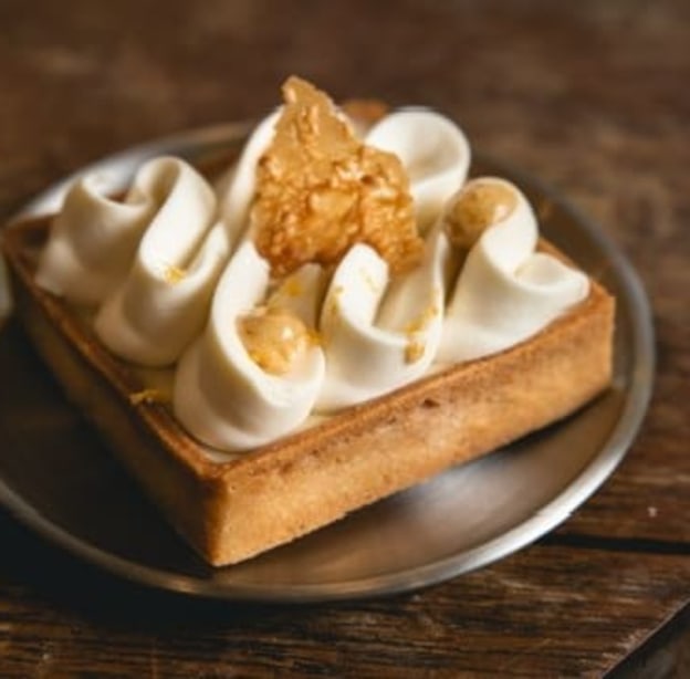 טארטלט לימון שומשום / צילום: יעל יצחקי