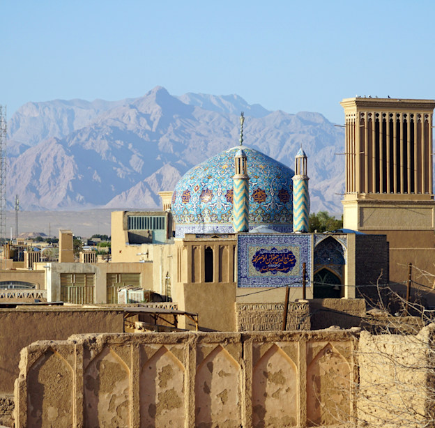 כמה מדינות חולקות גבול יבשתי עם איראן? / צילום: Shutterstock