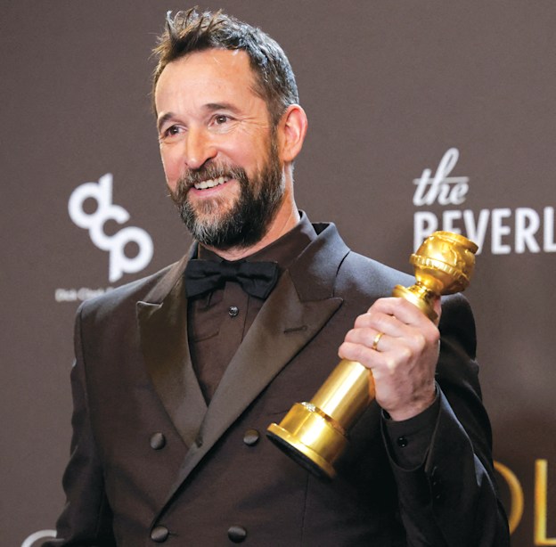 נואה ווייל קוטף את גלובוס הזהב על משחקו ב''הפיט'' בשבוע שעבר / צילום: Reuters, Mario Anzuoni