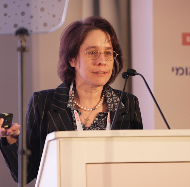 אלונה בר און, מו''ל גלובס, בכנס שמים את הצפון במרכז / צילום: כדיה לוי