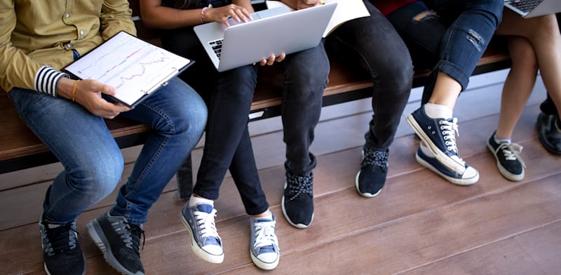 צעירים / אילוסטרציה: Shutterstock, ImageFoto