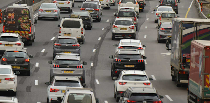 עומסי תנועה באיילון / צילום: איל יצהר