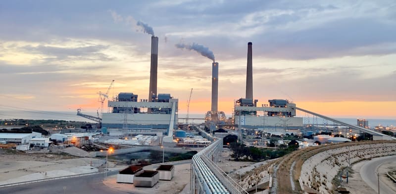 התחנה הגדולה בישראל. רוטנברג באשקלון / צילום: צילום: יוסי ליאון, חברת החשמל