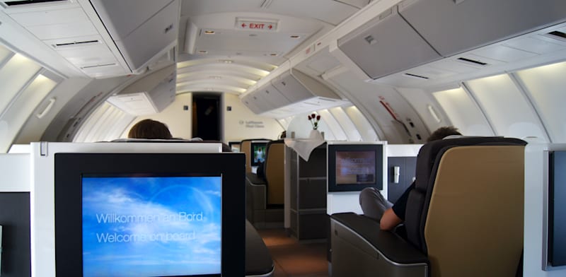 מחלקה ראשונה במטוס של לופטנזה / צילום: Shutterstock, Christian Heinz