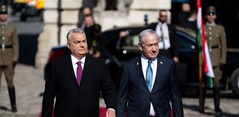 נתניהו ואורבן בבודפשט. המנהיג הימני הקיצוני הבולט ביותר באירופה / צילום: ap, Denes Erdos