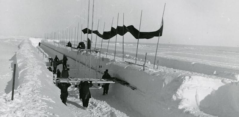 הקמת הבסיס ב–1959. תחנת מחקר כסיפור כיסוי לפרויקט סודי / צילום: NASA-JPL