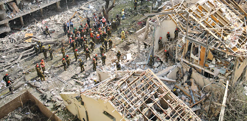 זירת פגיעה ישירה בתל אביב / צילום: ap, Oded Balilty